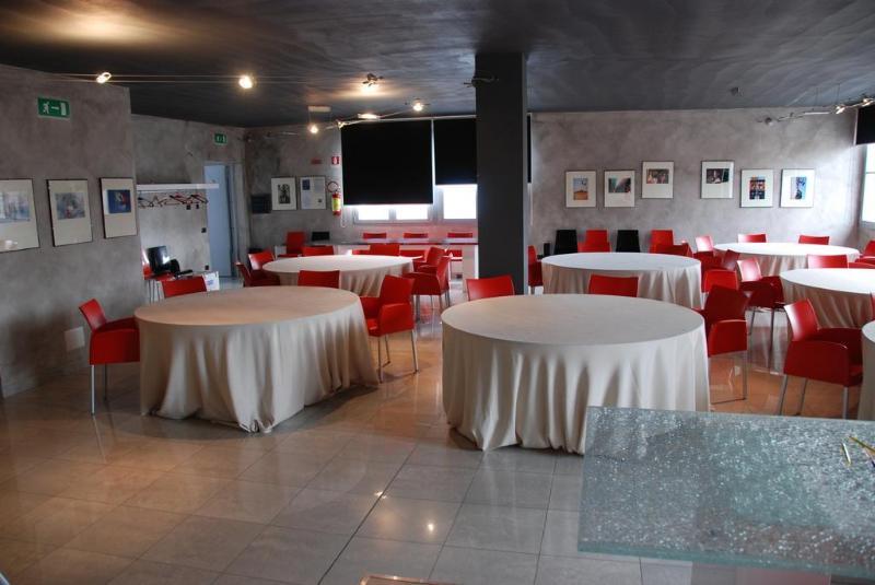 Hotel Metropolis Reggio Emilia Ngoại thất bức ảnh