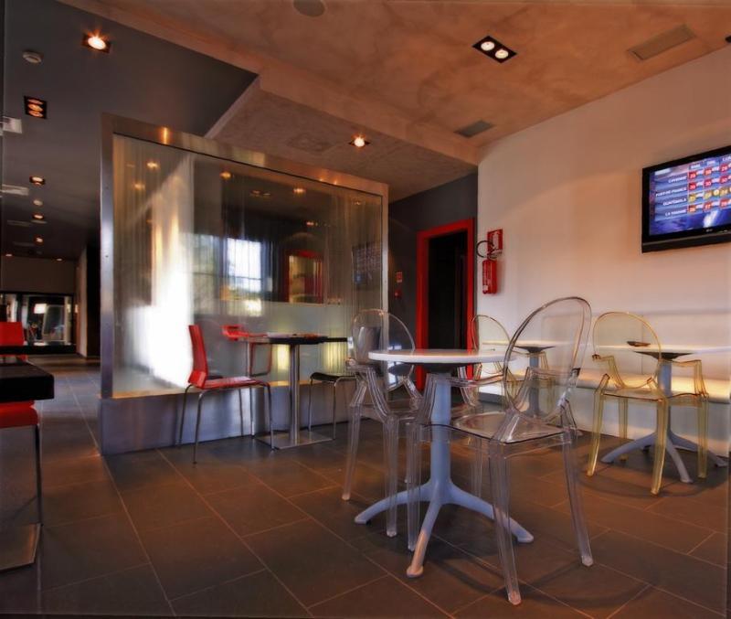 Hotel Metropolis Reggio Emilia Ngoại thất bức ảnh